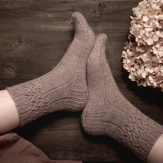 Bloma Socks Socken pattern Strickanleitung von nordstrick