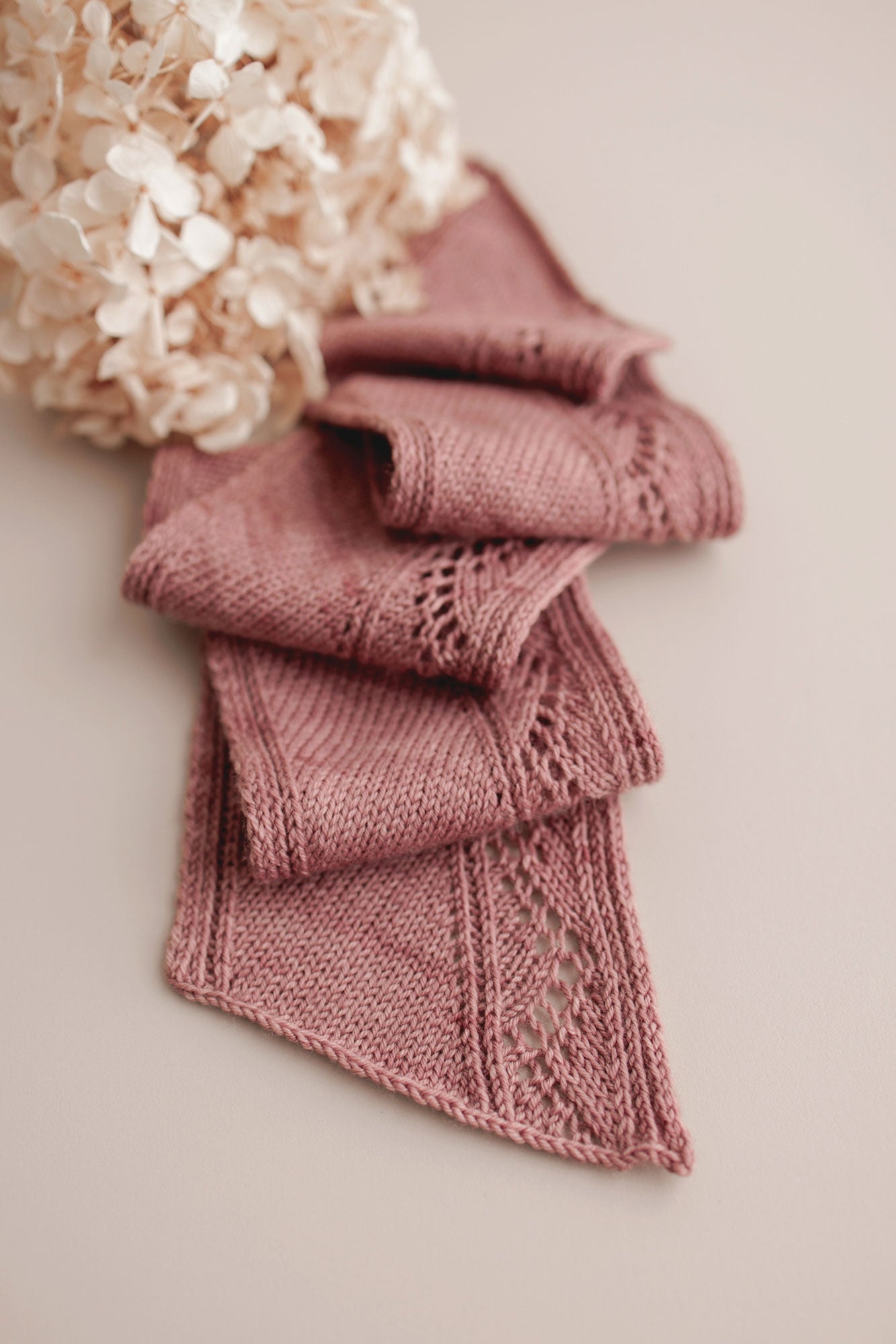 Aveny Scarf Strickanleitung pattern von nordstrick