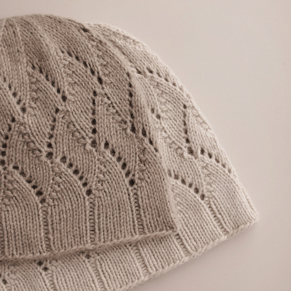 Linur Hat Mütze pattern Strickanleitung von nordstrick