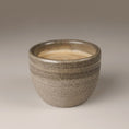 Load image into Gallery viewer, Becher Steingutkeramik nordstrick grabrun
