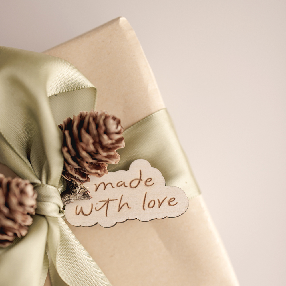 Geschenkanhänger made with love nordstrick